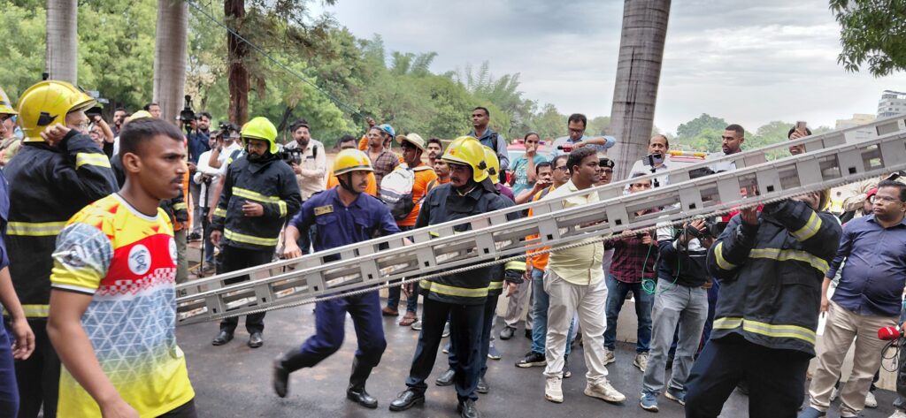 Exclusive : मॉक ड्रिल मध्ये कुठे कमी पडले ? जिल्हाधिकार्यांनी मागितला लेखी अहवाल 20250507_165243